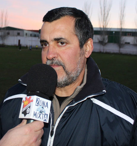 Lolo Moreno entrenador del C.D.Burguillos