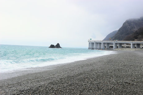 親不知海岸