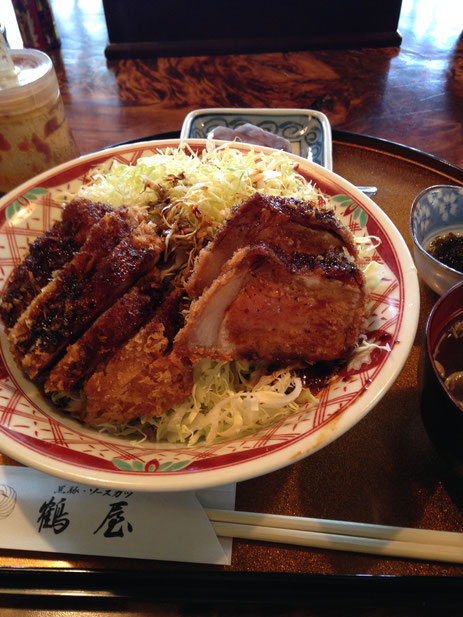 大町産の黒豚ソースカツ丼