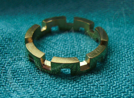 Wedding ring of Kafei & Anju-Anila || Material: brass || Artwork, design, arrangement, photo: ©Sandra F. Hammer, 2011