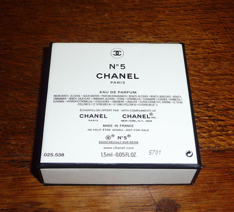 EDITION SPECIALE - 2012 - N° 5 EAU DE PARFUM : VERSO DU COFFRET CI-DESSUS