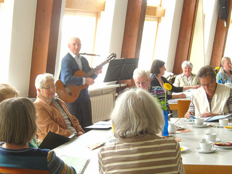 erstes Singcafé in Wernborn im Mai 2015