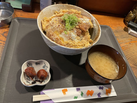 バンブーチキンカツ丼