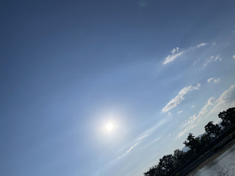 尼崎市武庫川の空