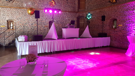Schloss Burgau DJ für Hochzeit, Geburtstag, Firmenfeier