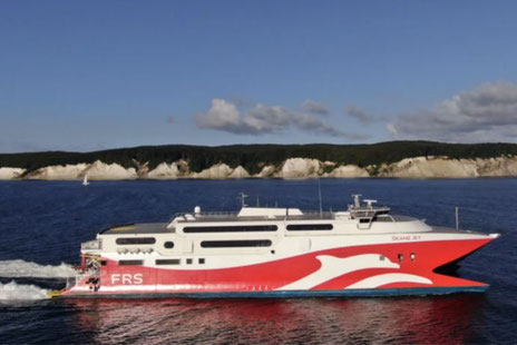 Schweden Fähre 2025 Sassnitz Trelleborg Katamaran günstig buchen Skane Jet FRS Baltic Preise Reiseklasse Bord Restaurant Infos