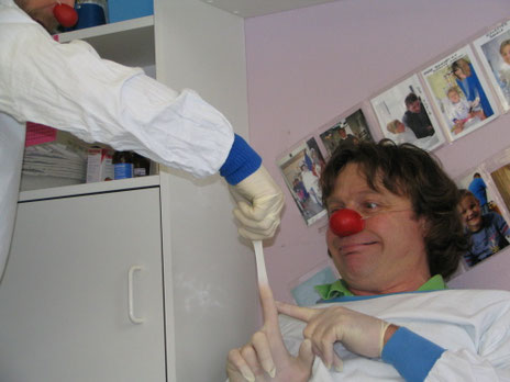 Clinic Clowns - Hieroniemuß' Pinkel in der Kinderklinik Ulm