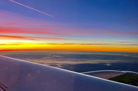 AirBaltic Flugzeug Sonnenaufgang
