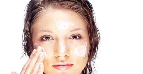 Hauterkrankungen wie Neurodermitis (atopisches Ekzem), Psoriasis (Schuppenflechte), Vitiligo (Weissfleckenkrankheit), Akne, Rosacea, periorale Dermatitis, dyshidrotisches Ekzem, nummuläres Ekzem, Lichen simplex oder Pityriasis