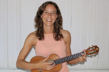 Nadine Oberlack Sound Healing Massage Yin Yoga
