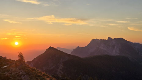 Sonnenaufgang auf der Stäfeliflue kurz vor 06.00