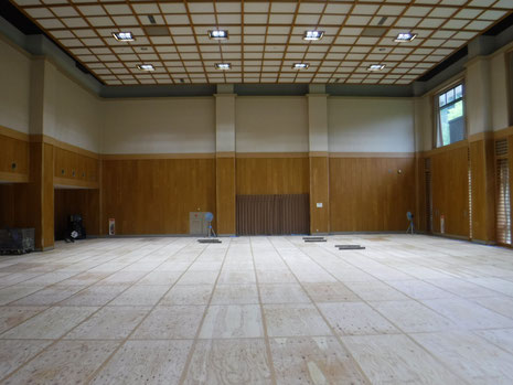 武道場(改修状況) 床養生完了