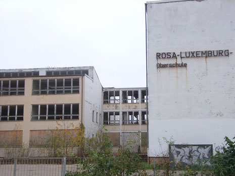 Ungenutzte Schule, Rennbahnring