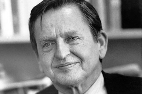 Olof Palme, Premier ministre suédois de 1969 à 1976 et de 1982 à 1986. Il meurt assassiné le 28 février 1986 à Stockholm. 