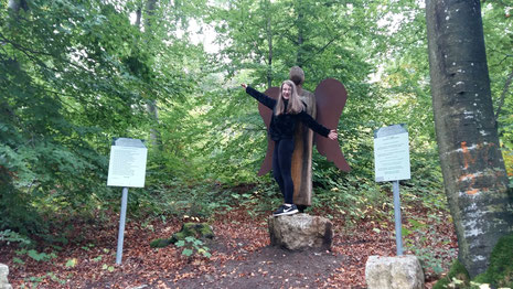 Der Engel auf dem Gedankenweg in Greußenheim