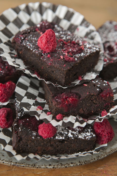 Vegane Rote Beete Brownies Mit Himbeeren Von Sophia Hoffmann