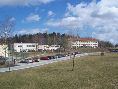 Kaserne Gera im Frühling
