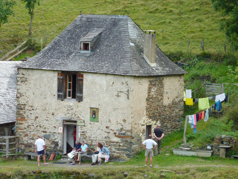 gite d'etape eylie sentein biros ariege saint girons montagne pyrenées couserans randonnée passaran mauberme araing mines