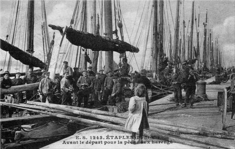 Le quai du port, avant le départ pour la pêche aux harengs