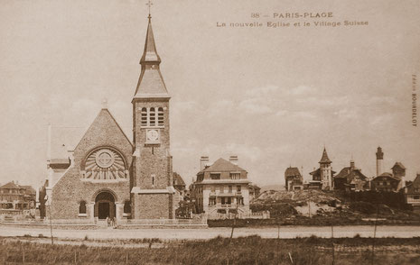 L'église Jeanne d'Arc en 1911, vue du terrain vague d'où surgira 20 ans plus tard l'hôtel de ville