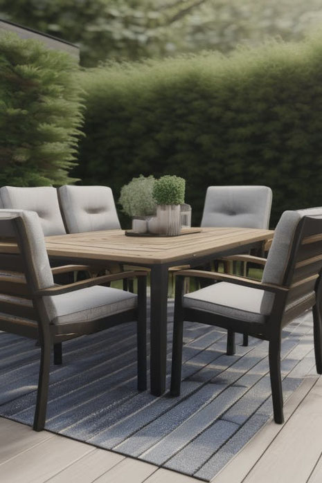 Genießen Sie den Sommer mit stilvollen Terrassenmöbeln aus Holz, Metall oder Kunststoff. Tipps zu Auswahl, Komfort und Pflege für Balkon und Terrasse.