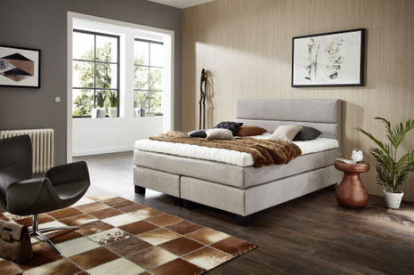 Das Boxspringbett Stuttgart überzeugt mit Visko-Topper, erstklassigem Schlafkomfort und individueller Konfiguration bei Boxspringbettenshop24.de.