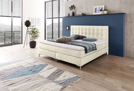 Ein Boxspringbett 220x200 beige vereint elegantes Design, großzügigen Komfort und hochwertige Materialien für erholsamen Schlaf und ein stilvolles Ambiente.