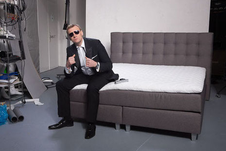 Das Boxspringbett Genf mit Visko-Topper bietet exzellenten Schlafkomfort, langlebige Qualität und individuelle Konfiguration, gefertigt nach Kundenwunsch.