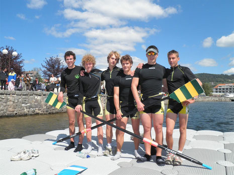 Les juniors hommes de l'ASG Aviron