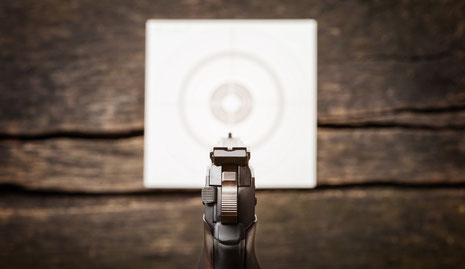 Schießsport im SSV Rurtal: Sportschützen schießen auf Pappscheiben und Metallplatten - und auf sonst nichts