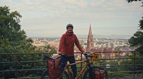Start in der Heimatstadt Freiburg, Deutschland