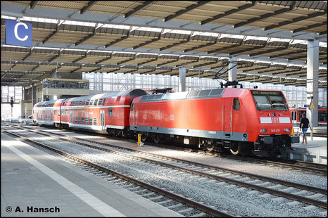 Am 3. August 2015 kam anstelle einer BR 143 die Lok 146 016-1 an der RB Dresden - Zwickau zum Einsatz. In Chemnitz Hbf. entstand dieses Bild