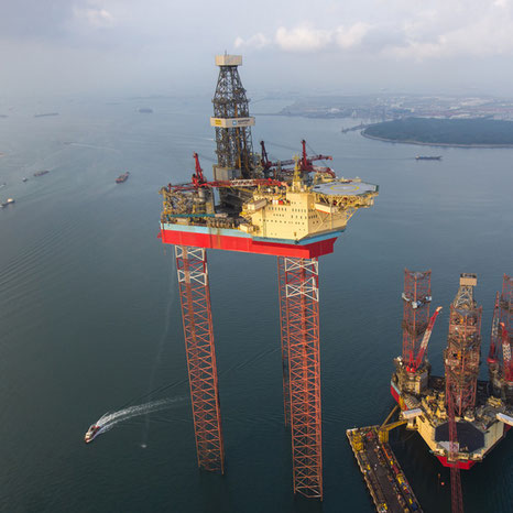 Maersk Intrepid and Inspirer in Keppel Fels shipyard, Singapore. 