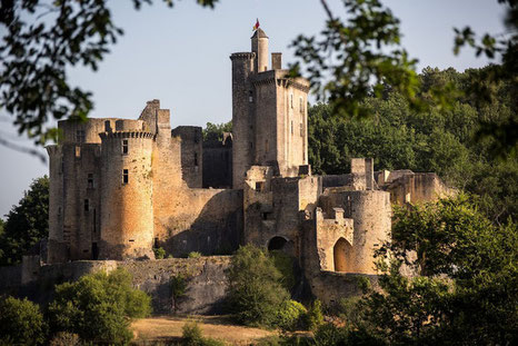le château de bonaguil dictée cm1 gros plan