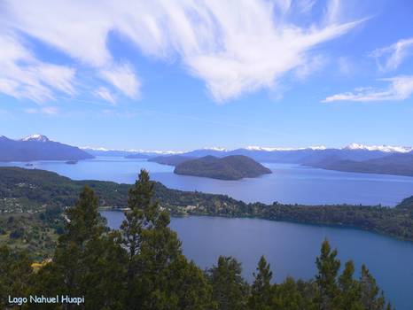 Bild: Gletschersee Nahuel Huapi