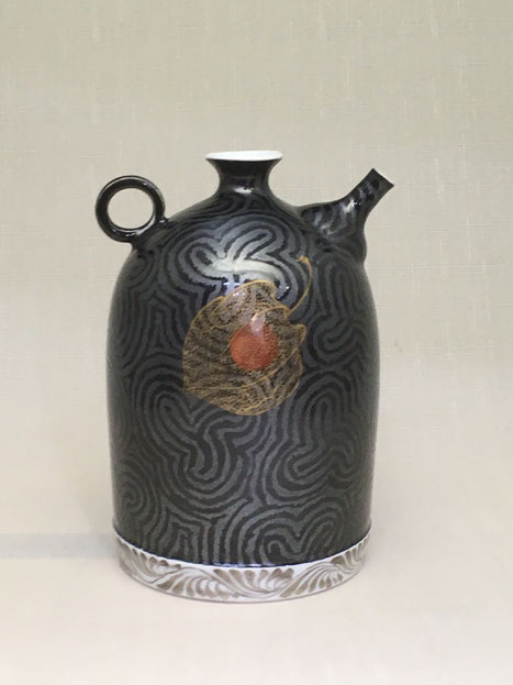 アート・ムトウ｜末岡信彦｜銀黒釉金彩 網酸漿 水注