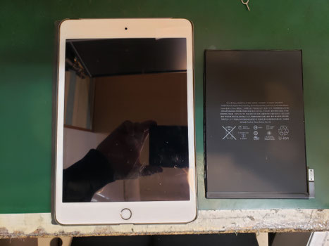 iPad mini4バッテリー交換方法 - カバーガレージ恵比寿|スマホ iPad mini4バッテリー交換方法 - カバーガレージ恵比寿|スマホ