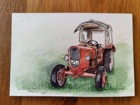 Aquarellbild mit rotem alten Traktor, der auf einer Wiese steht