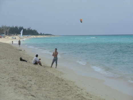 Playas del Este : la plage de Tropicoco ; kite surf et Hobie Cat
