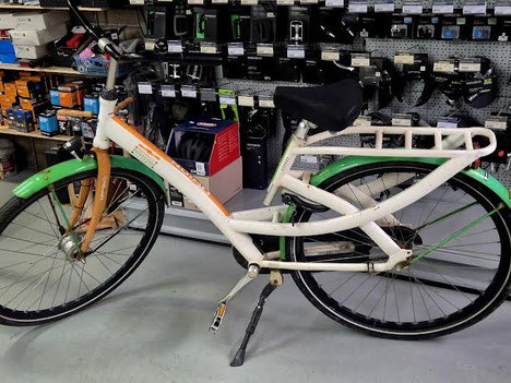 TE KOOP : Deze Union is de perfecte Stations of studentenfiets. Simpel en Sterk. Terugtraprem en 51cm hoog frame. voor 75 Euro.