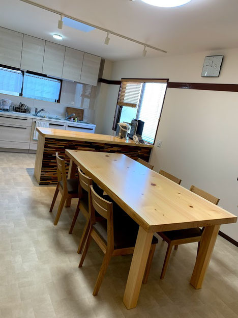 ナイフショールームの奥に開設したキッチンスタジオ