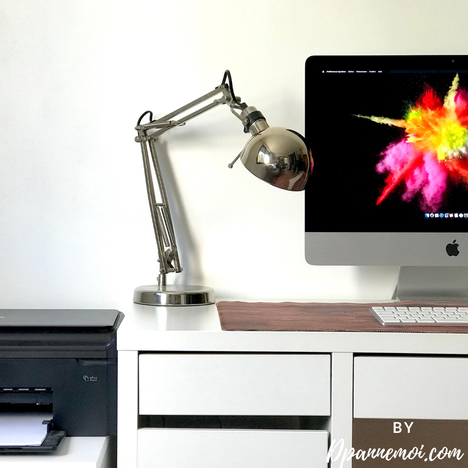 office desk setup