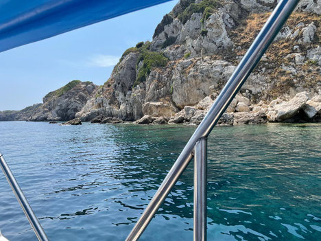 Welche Reiseversicherung und Charterversicherung ist für den Yachtcharter und dem weltweiten Segeltörn sinnvoll? Auslandskrankenversicherung und Sondertarif Yachtcharter Versicherung Rundumschutz hier kurz vorgestellt