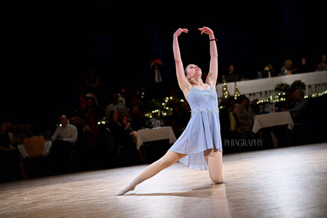 Lisa Schäfer präsentiert ihr Lyrical Solo