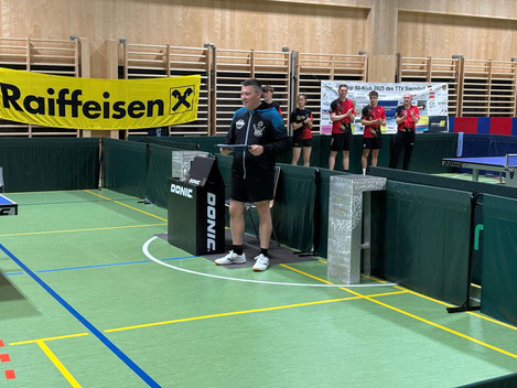 Molei is back! In der 2. Landesliga fixierten Fang Molei (3 Siege+Doppel), Albert (2 Siege+Doppel) und Jakob Wilder ebenfalls den ersten Saisonsieg mit 6:3 gegen Urltal/2.