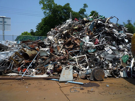 牛久市の鉄、金属屑の回収