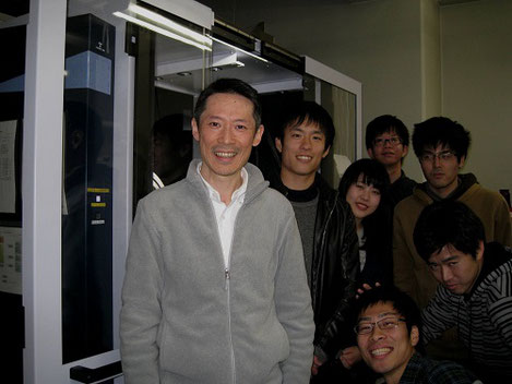 研究室の学生さんたちと