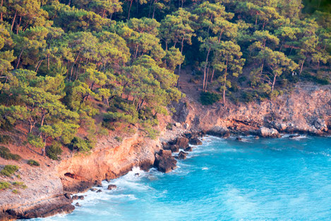 The coast of Kabak