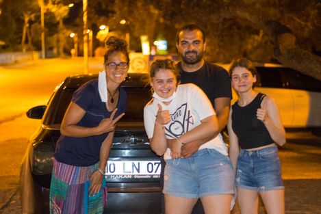 Viviane with Achmed, his girlfriend and sister