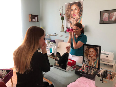 Frühlingslook von Malu Wilz bei maximum care cosmetics, Zürich, Zürich Nord